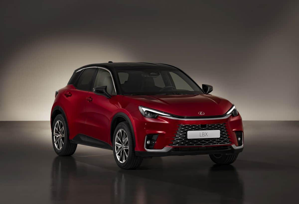 Lexus LBX, qualità premium e design casual