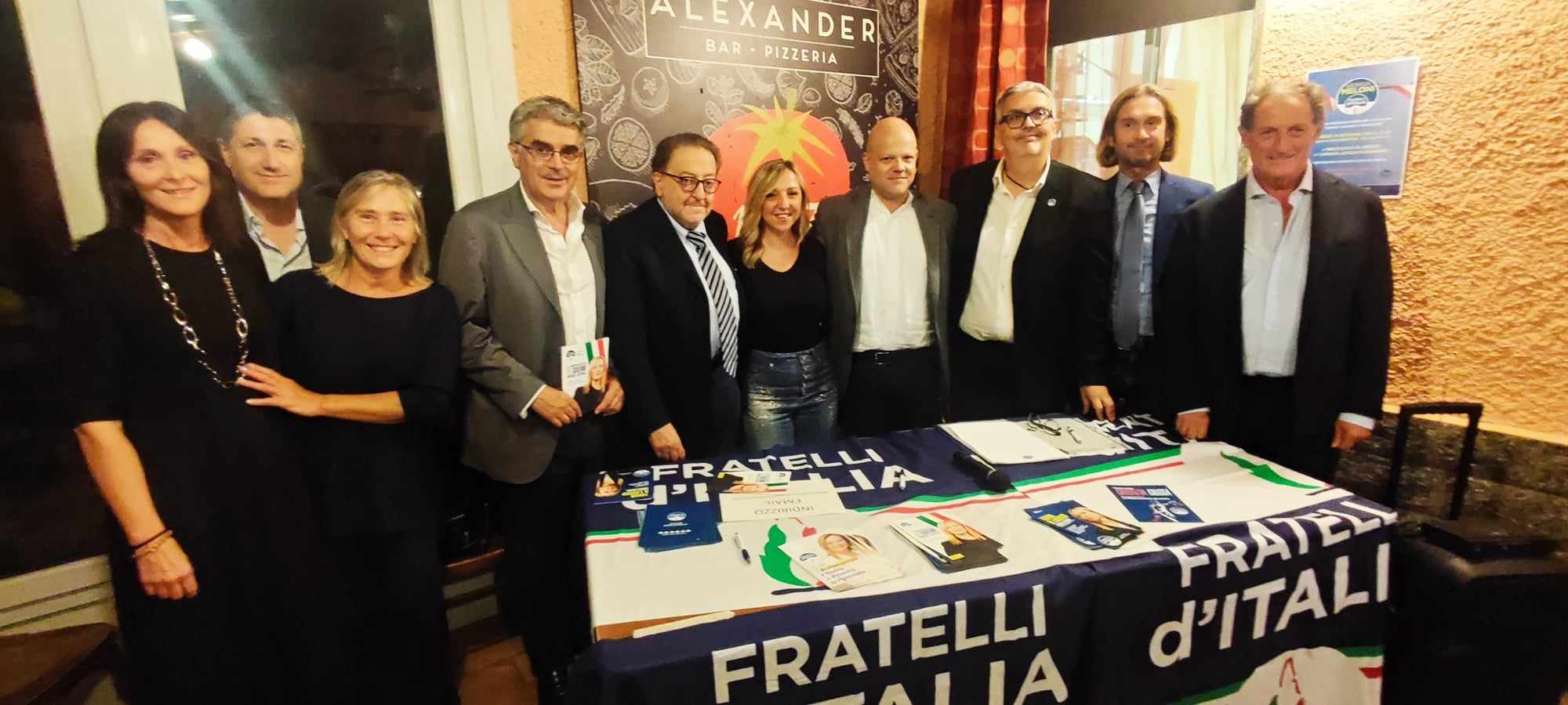 Marcallo, esordio in pompa magna per il circolo di Fratelli d’Italia. Obiettivo 2024, ‘lavoriamo per l’unità del centrodestra’
