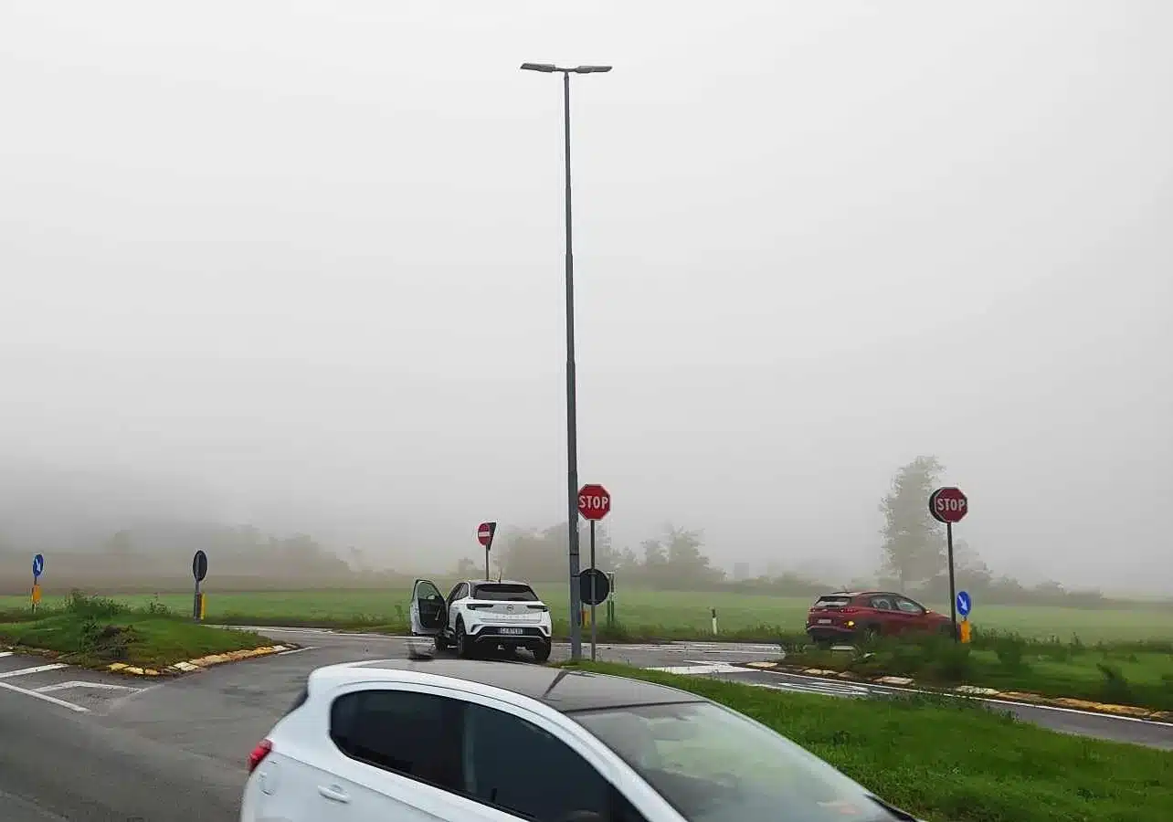 526 tra Robecco e Magenta, l’ennesimo incidente: danni alle due auto coinvolte
