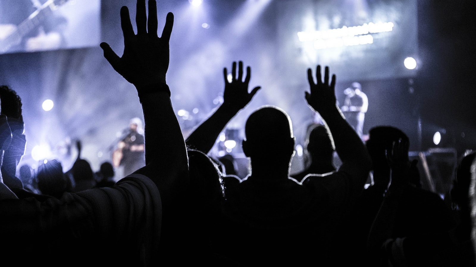 Rave party a Cesano Maderno: 100 persone denunciate dai CC
