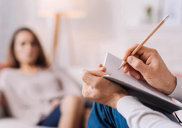 Regione Lombardia: 1 milione e mezzo per psicologi nelle scuole e nuovo progetto anti violenza sulle donne