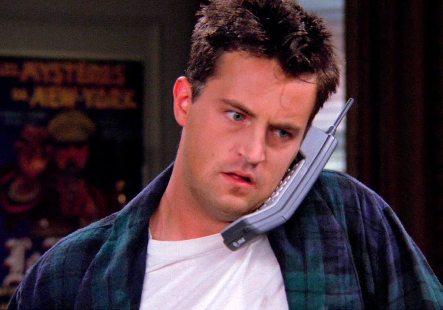 Addio a Matthew Perry-Chandler: quante risate, ci siamo fatti…