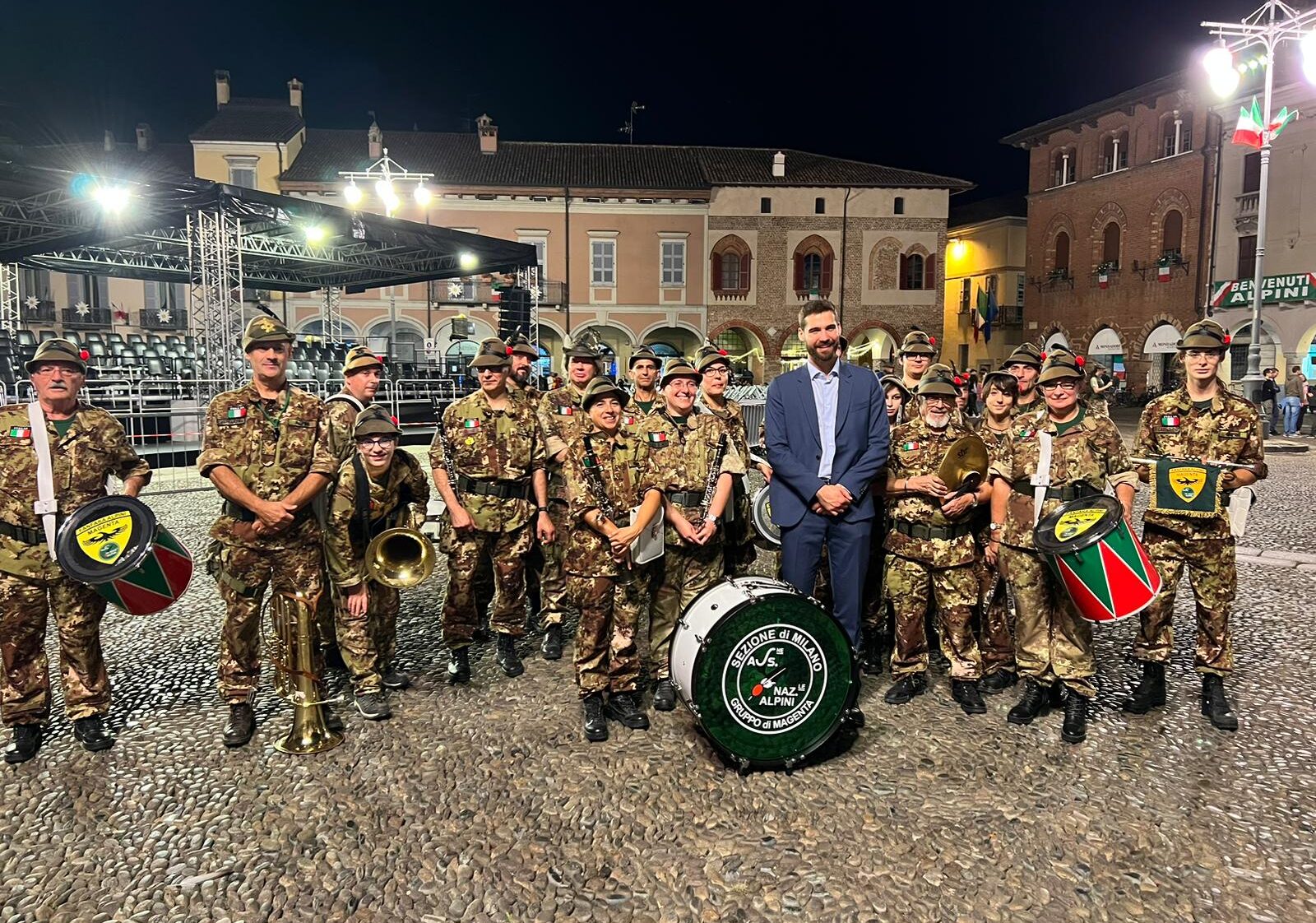 La Fanfara alpina di Magenta a Lodi per il raduno delle Penne Nere