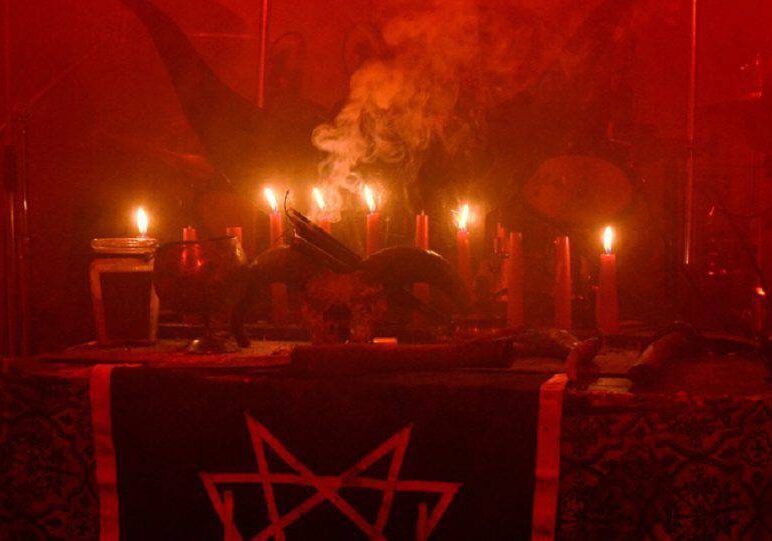 Riti satanici e messe nere: Procura Milano chiede condanne sino a 8 anni