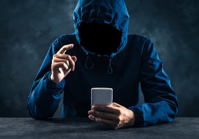 Perseguita ragazza: 35enne di Milano arrestato per stalking