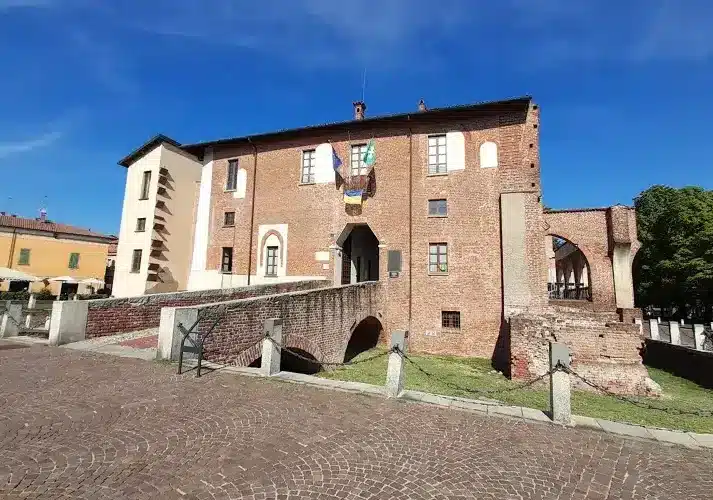 Abbiategrasso, giovedì 16 torna il Consiglio comunale
