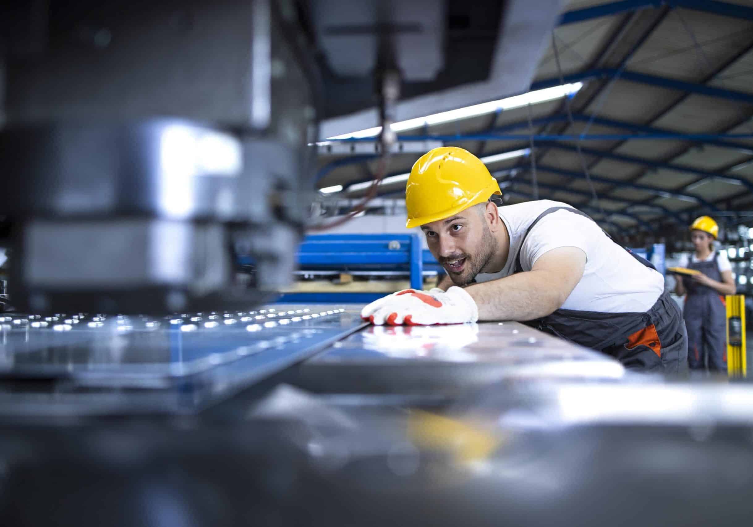 Cna: economia lombarda cresce, ma solo dell’1% a ottobre. Stretta creditizia