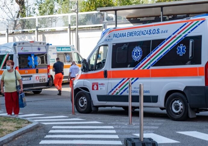 Ancora un pedone investito a Milano: 38enne grave al San Carlo