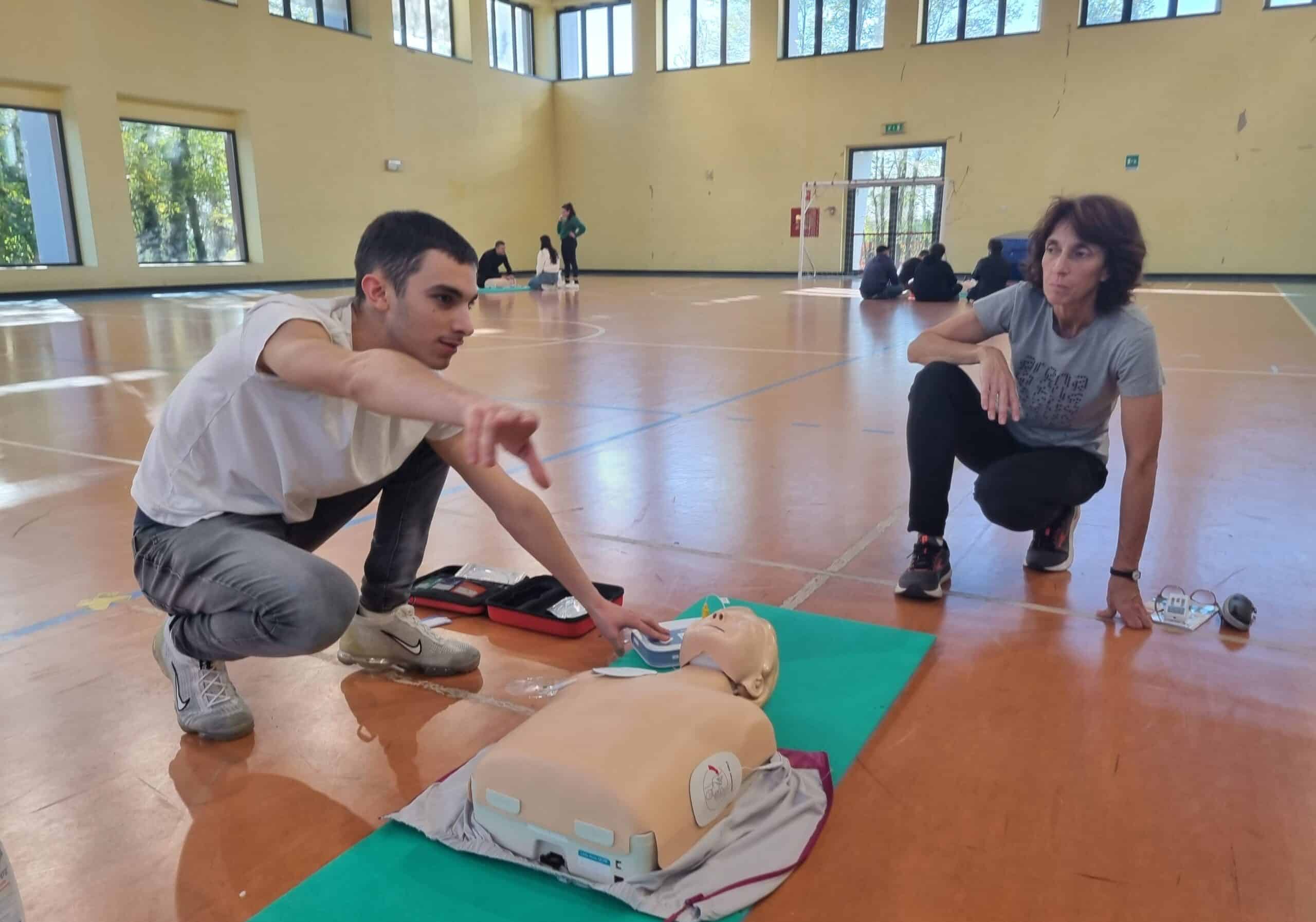 Castano Primo, al Torno corsi per l’utilizzo del defibrillatore salva vita