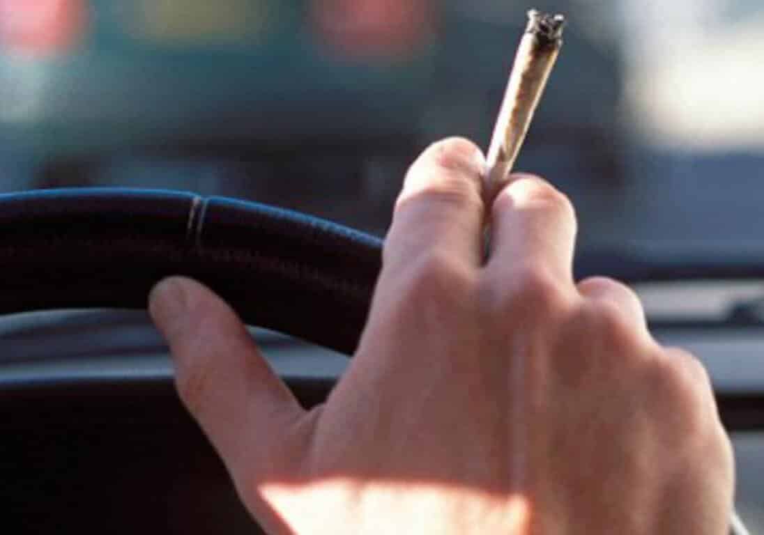 Dato pazzesco: il 14% degli italiani guida sotto effetto di stupefacenti