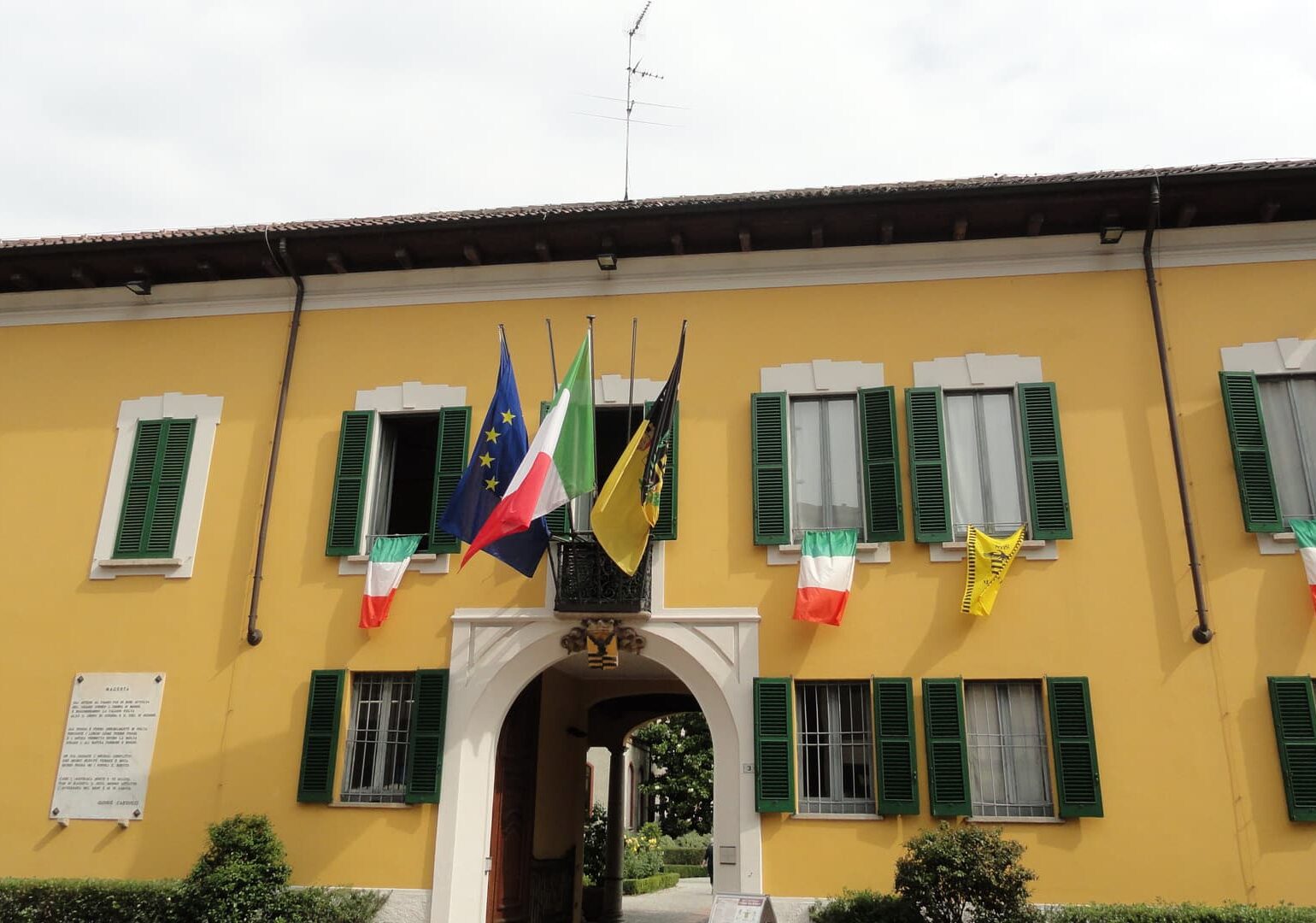 Magenta, alle 15 di oggi torna il Consiglio: esordio per Valentina Campana