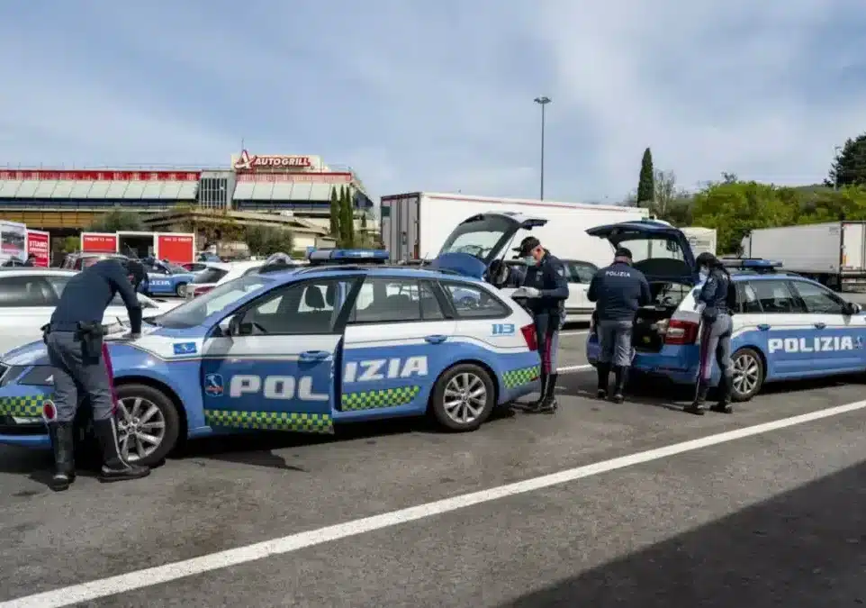 E’ di Segrate la donna accoltellata in Autogrill