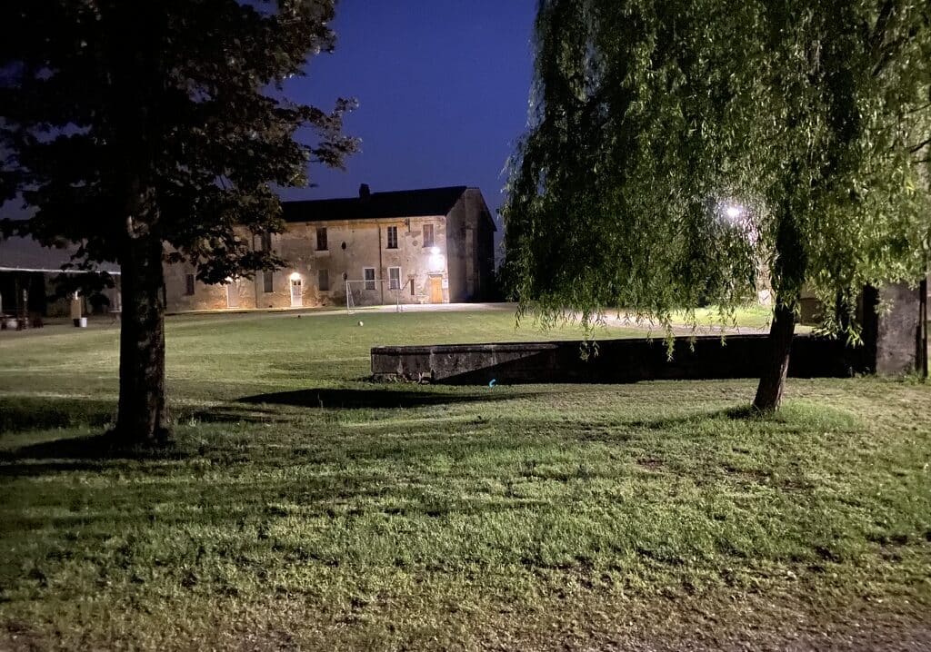Presepe e mercatini di Natale solidali ancora aperti sino a sabato 23 dicembre alle Comunità Il Ponte di Rosate e Cascina Nuova di Noviglio