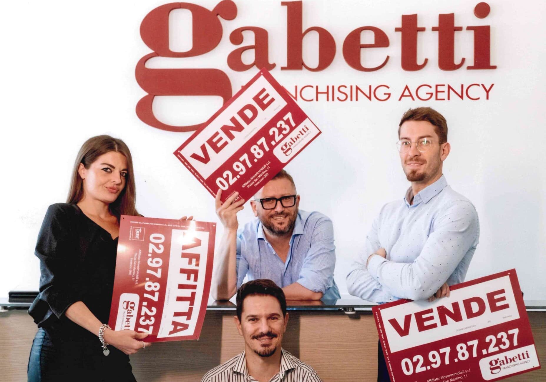 Gabetti Inveruno vi augura buon Natale.. e un 2024 ricco di sogni da realizzare