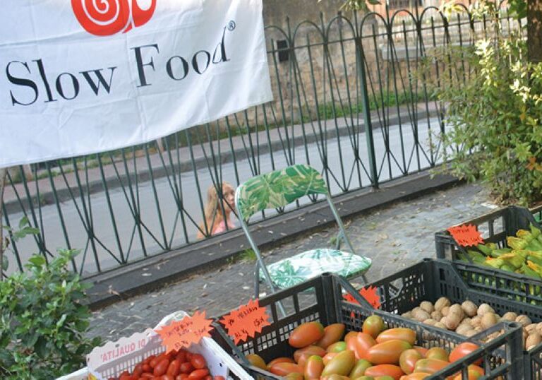Cerro Maggiore, a Cantalupo il mercato contadino di Slow Food