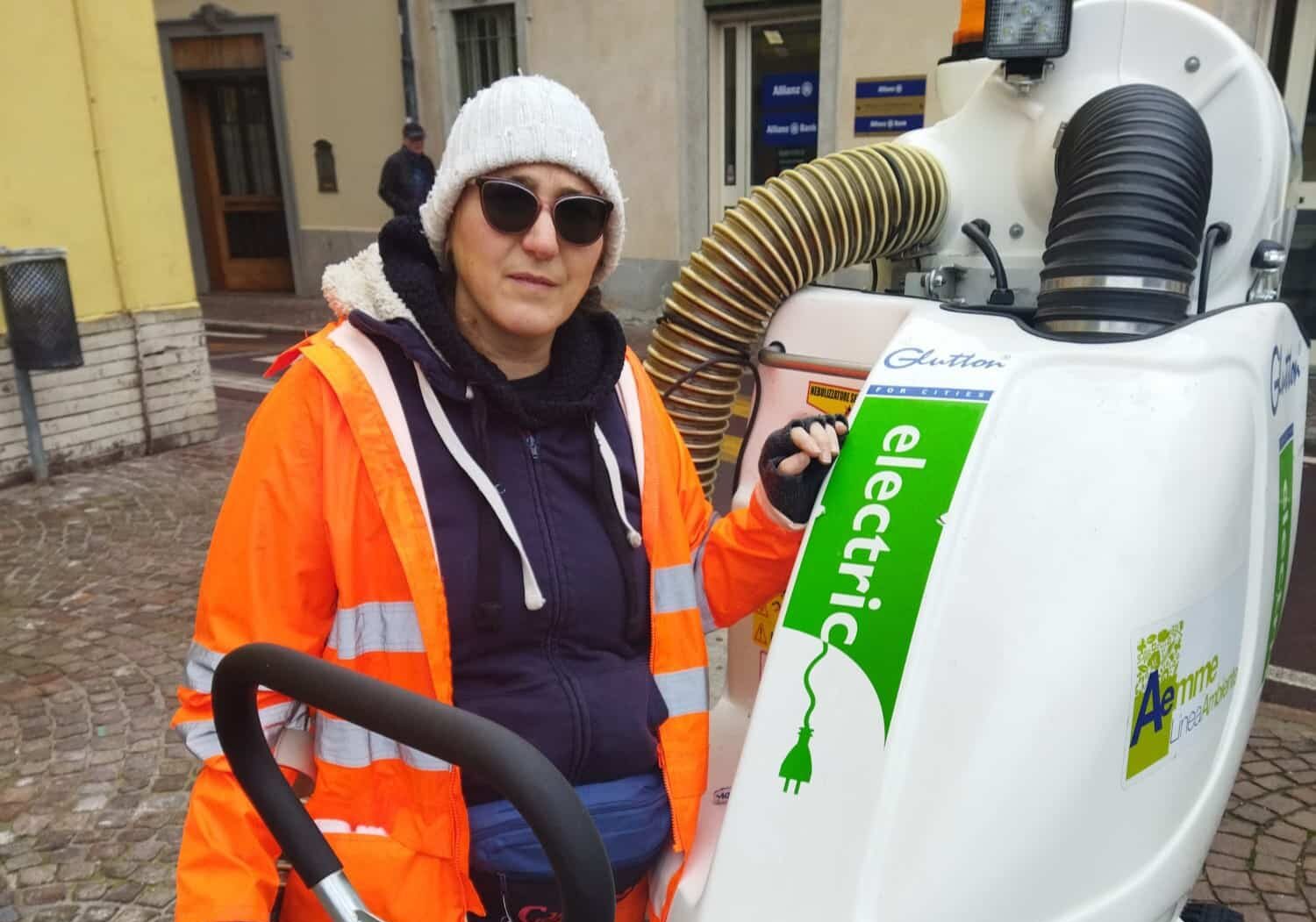Magenta pulita grazie al macchinario elettrico di Aemme Linea Ambiente che elimina la sporcizia