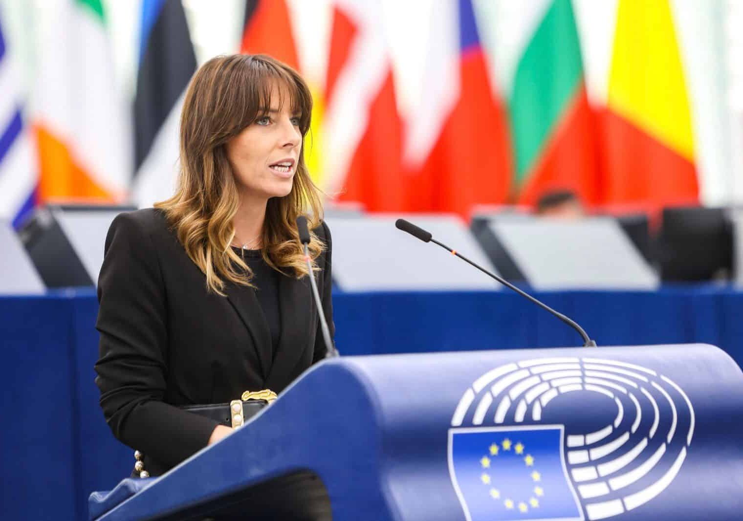 Tovaglieri (Lega): ancora materiale Ue che promuove velo islamico, sconcertante
