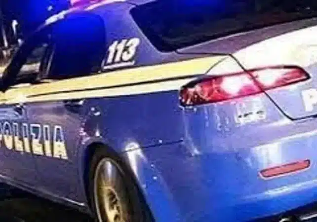 Como: cinque chili droga nel doppio fondo di un’auto, 2 gli arrestati