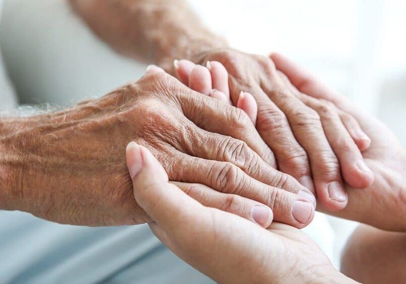Ricerca: Alzheimer, un test del sangue potrebbe svelarlo quindici anni prima