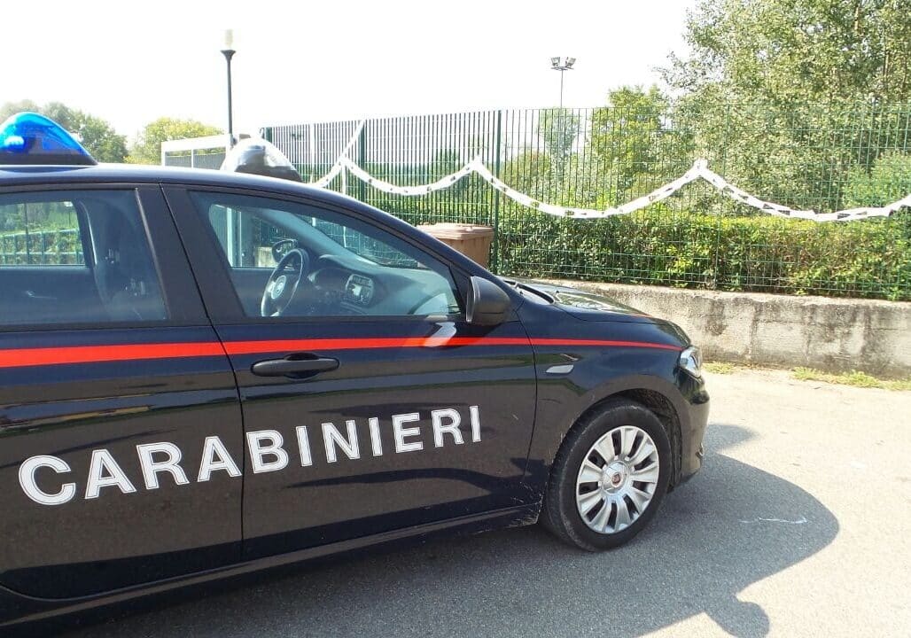 Anziano trovato morto a Bollate, indagano i Carabinieri