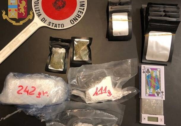 Nordafricano pizzicato con due chili di ‘coca’ a Rho: arrestato dalla Polizia