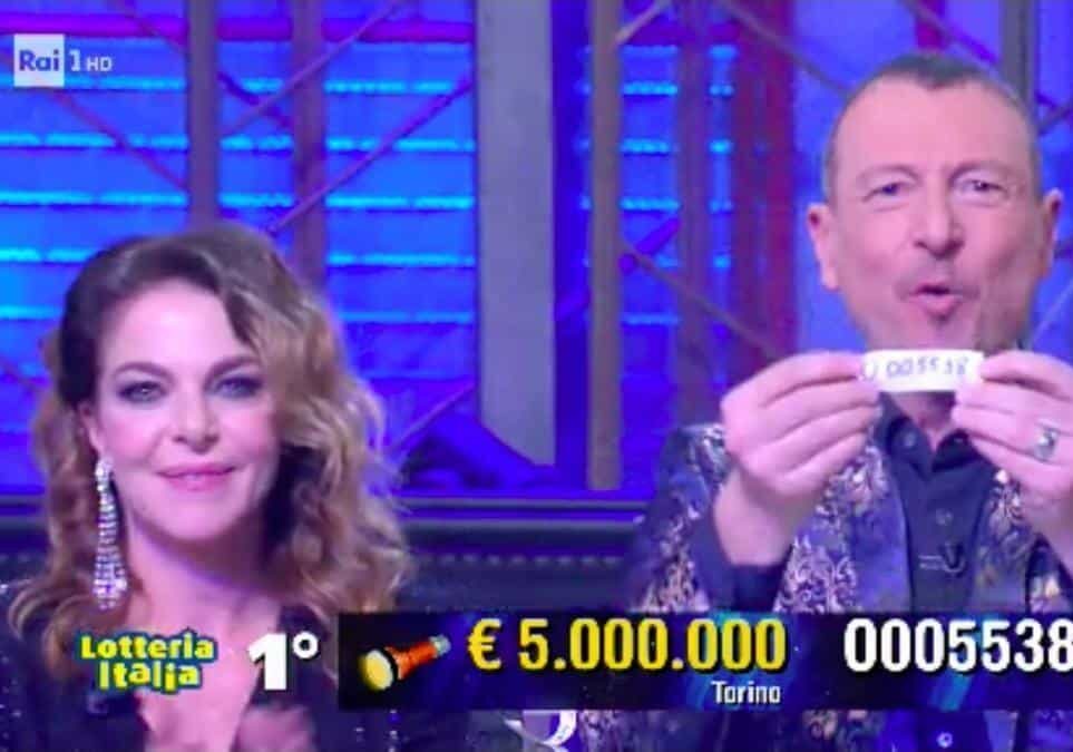 Lotteria Italia: 5 milioni vinti in via Forze Armate a Milano, 2 ad Albuzzano (Pavia)