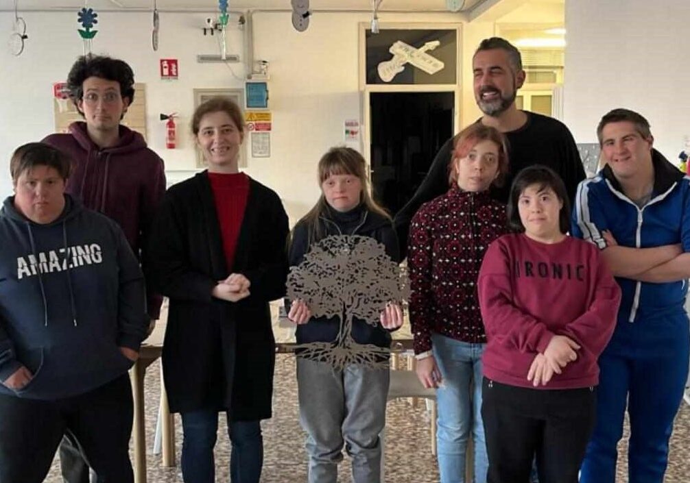 Magenta, all’Associazione “La Quercia” il ricavato della vendita dei 42 CD di Andrea Fusè, lo Scosso