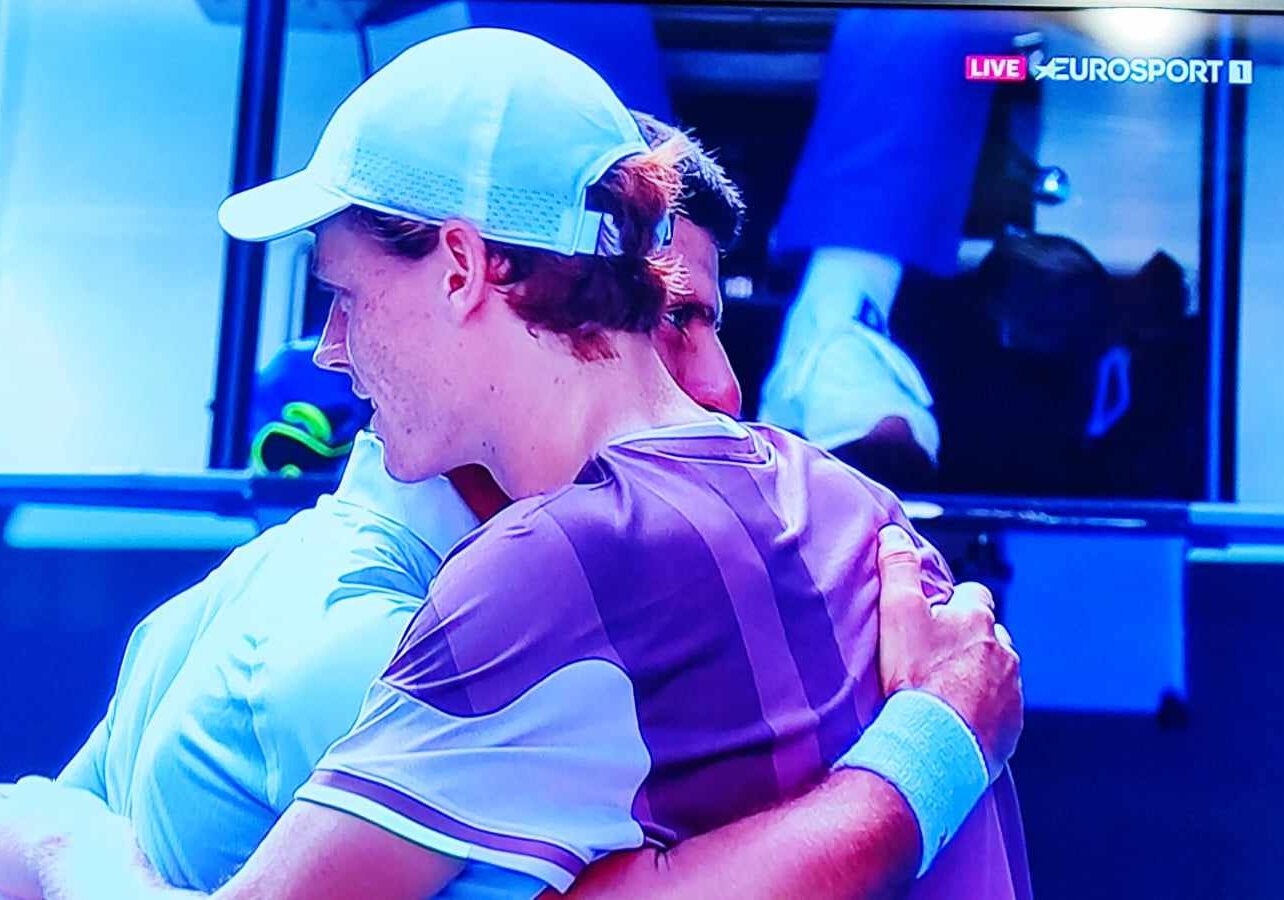 Sinner verso l’Immensità: battuto Nole, domenica finale all’Australian Open