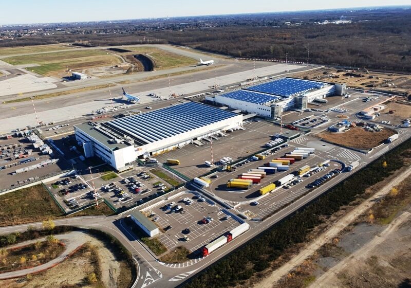 Malpensa. La denuncia di Anama: “Gravi disservizi nel sistema cargo”