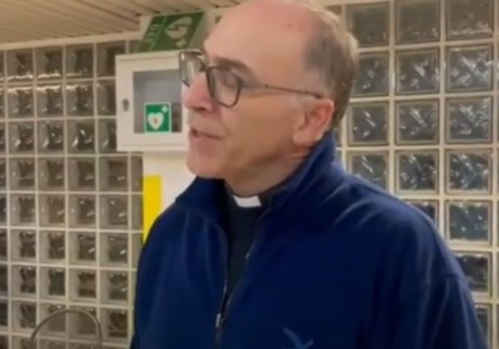 Magenta, don Davide rientrato da Gerusalemme: “Andiamo a trovarli, organizzeremo un pellegrinaggio”