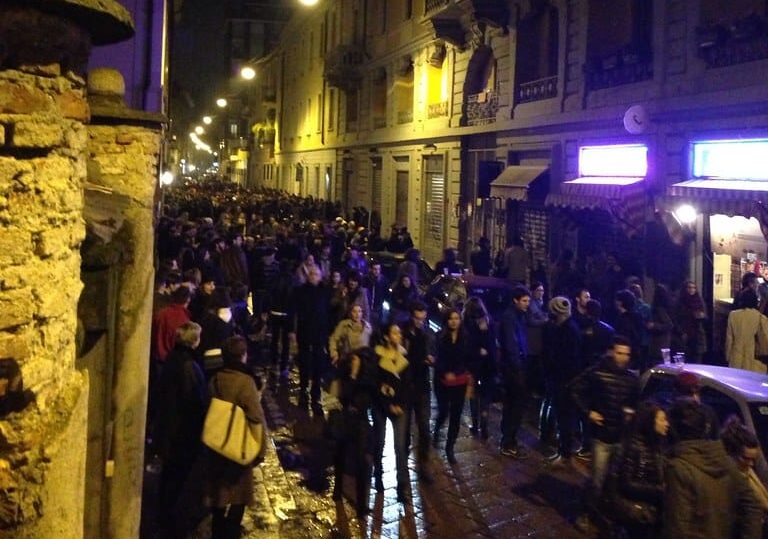 Movida a Milano, frattura al naso per giovane