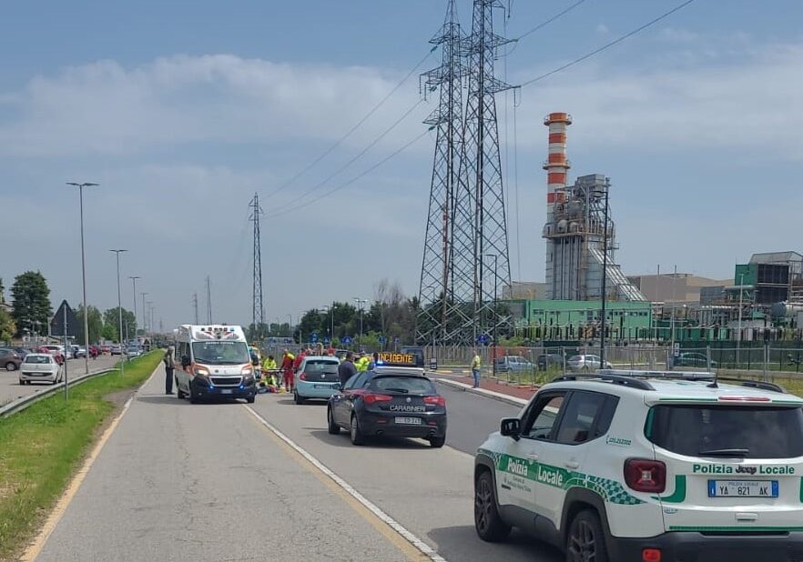 Boffalora sopra Ticino: incidente in via Magenta, coinvolto uomo in monopattino, arriva l’elisoccorso