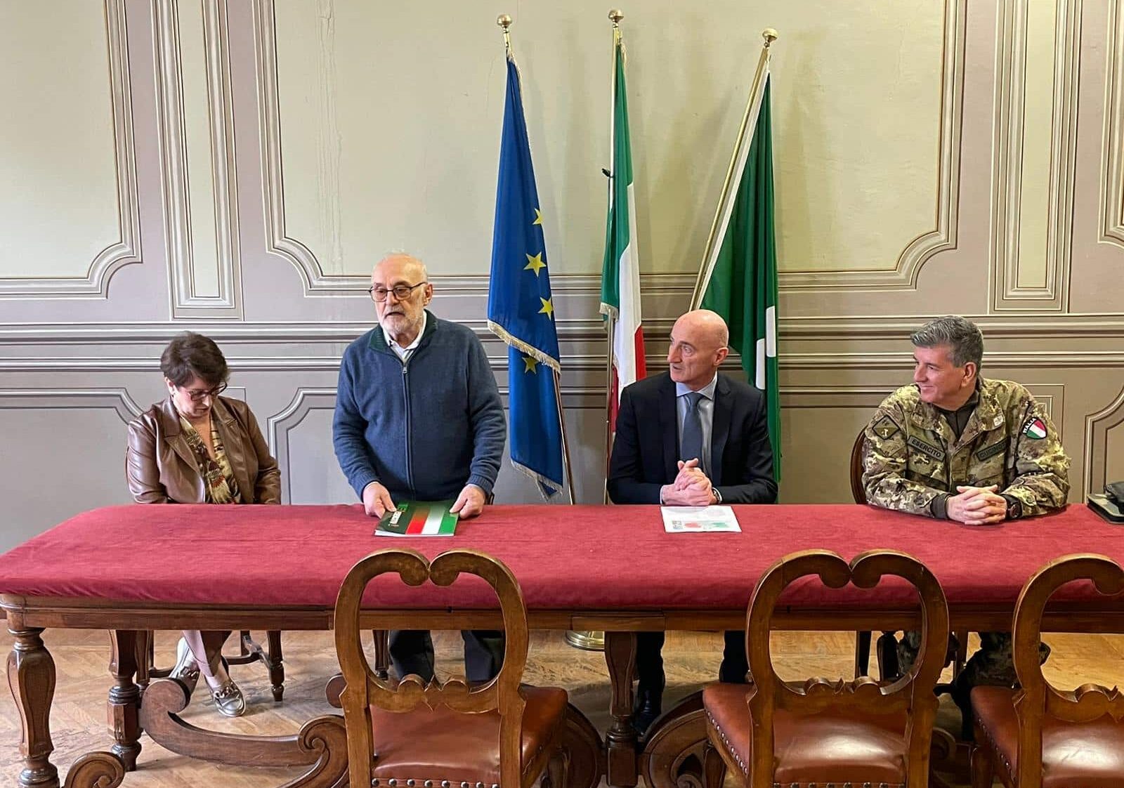 Abbiategrasso: tre giorni con AssoArma per insegnare ai giovani cos’è l’Esercito e cosa sono le Forze dell’Ordine