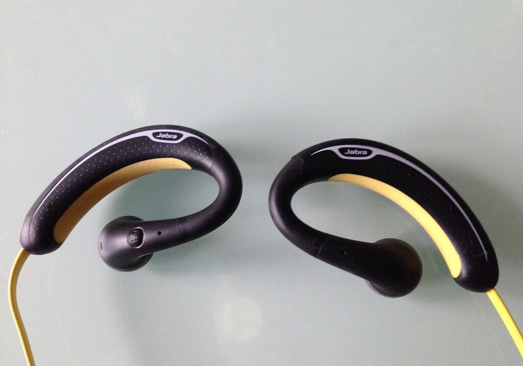 Milano, esame patente col bluetooth