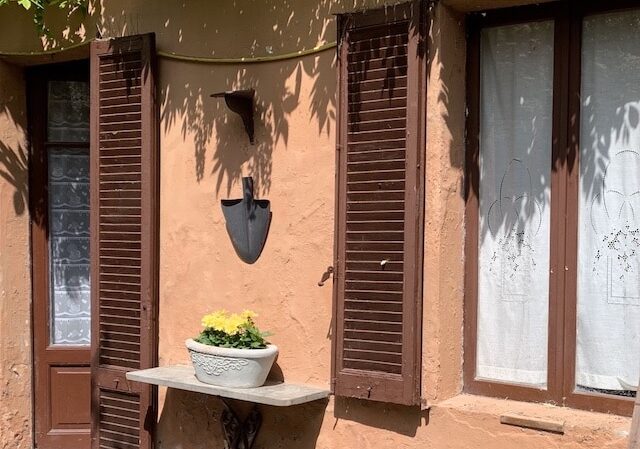 Ladri in casa mentre marito e moglie dormono