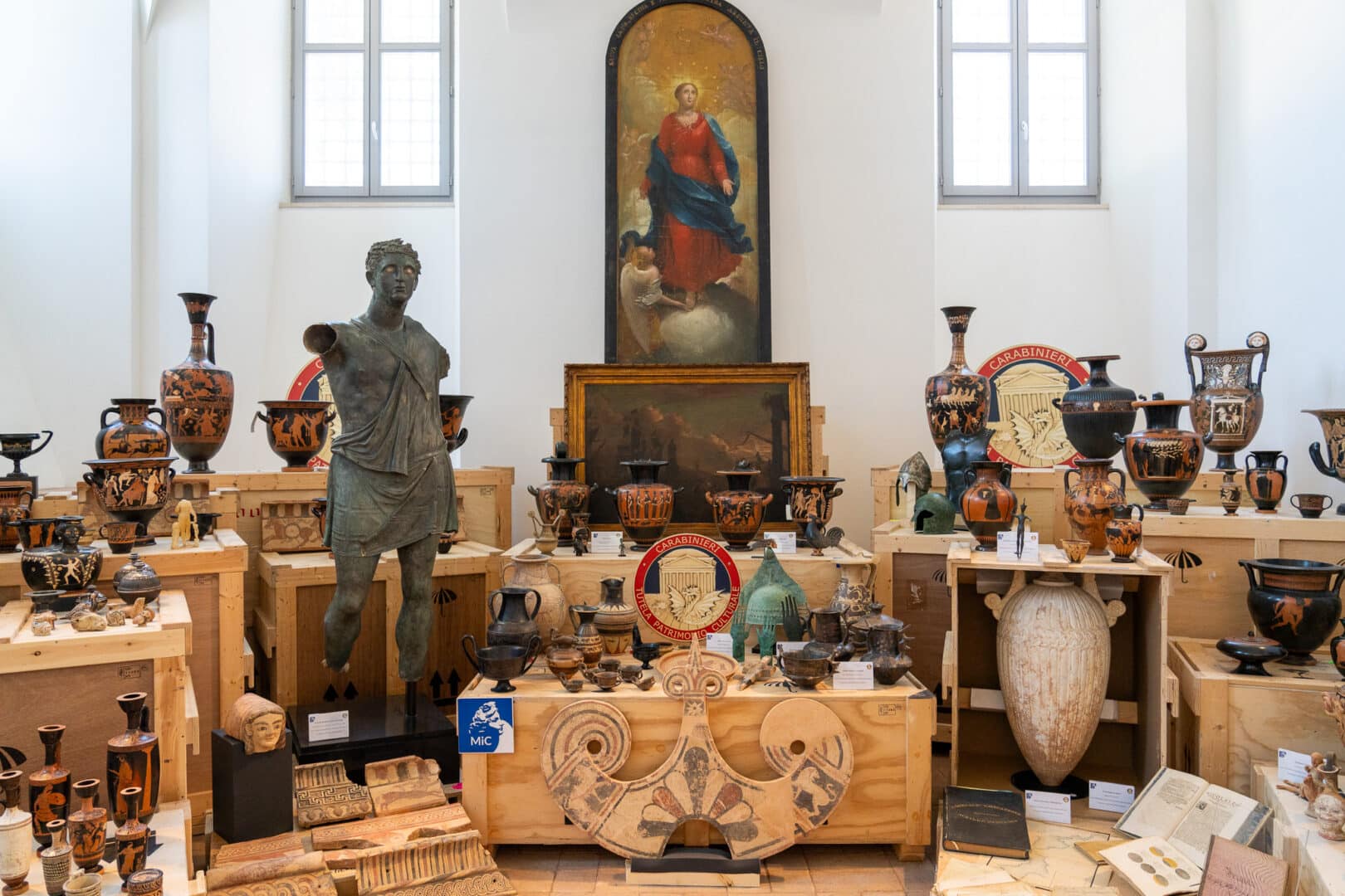 Recuperate e rimpatriate dagli Stati Uniti 600 opere d’arte