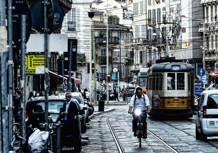 Milano, calo del 7% delle auto in area B e C