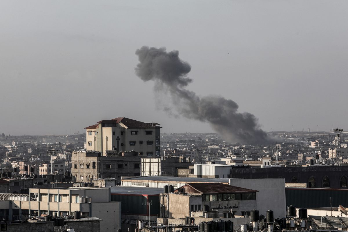 Raid notturni delle forze israeliane su obiettivi Hamas a Rafah
