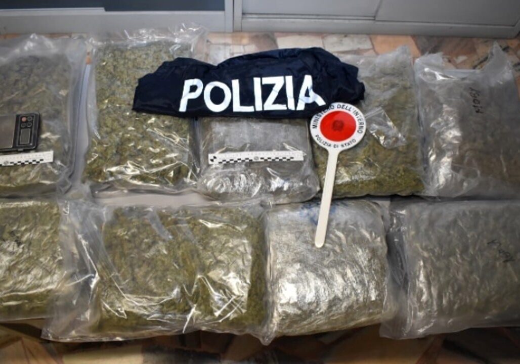 24 chili di droga: Novara, 41enne albanese in manette