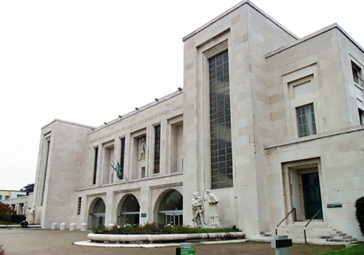 Milano: scontro auto moto in via Padova. Grave centauro