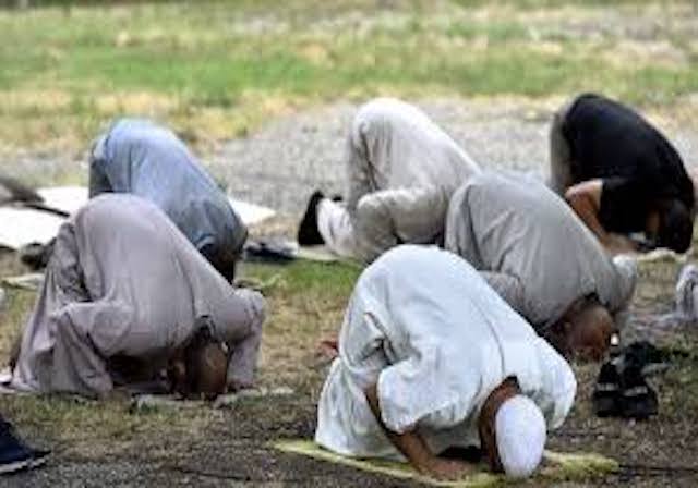 Islam: Interrogazione parlamentare di Riccardo De Corato
