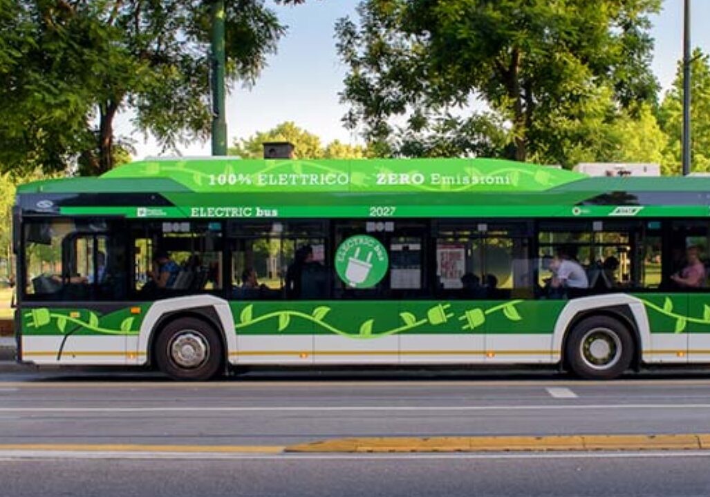 Milano, 600 bus elettrici entro due anni