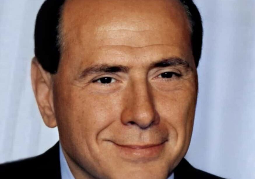 Faccia da Silvio! Nessuno come Lui! Di Massimo Moletti