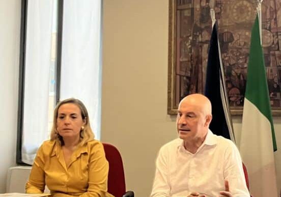 Magenta: carta d’identità elettronica. Dimezzati i tempi di attesa
