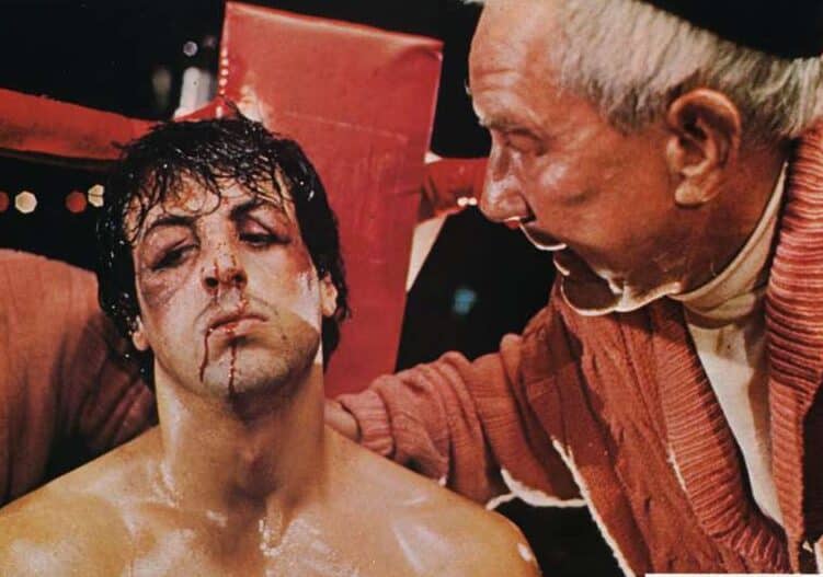 Gli Europei sul sofà: Italia Spagna con gli azzurri in versione Rocky Balboa…. anzi Gigio Donnarumma