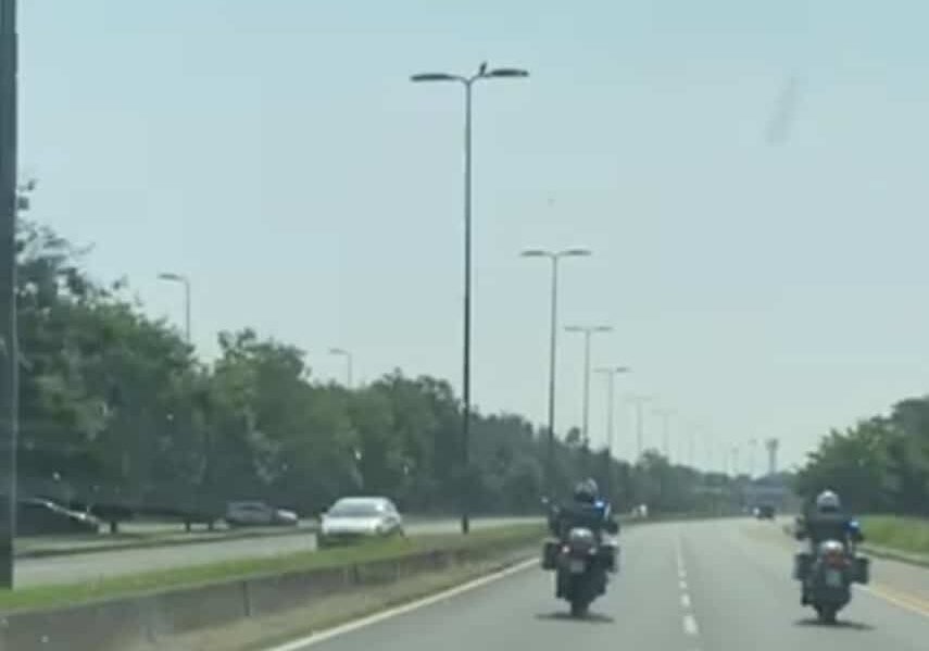 Da Robecco sul Naviglio a Genova con un rene: vita salvata a un ragazzo grazie al trasporto organi della Polizia locale