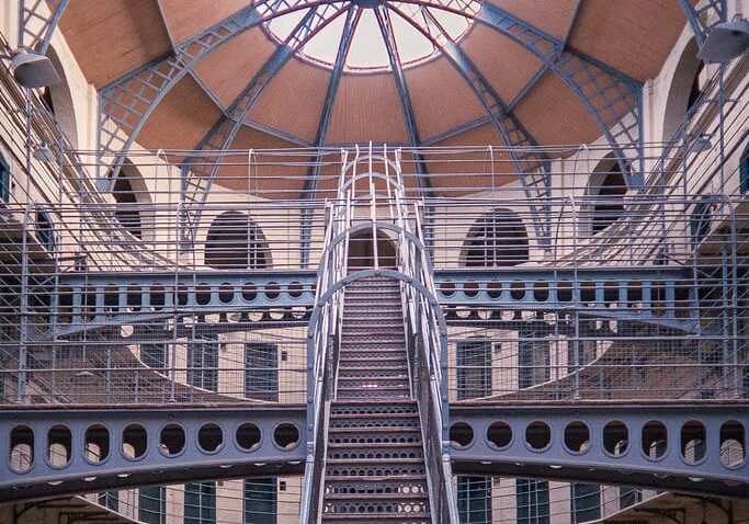 In dieci anni oltre 600 suicidi in carcere