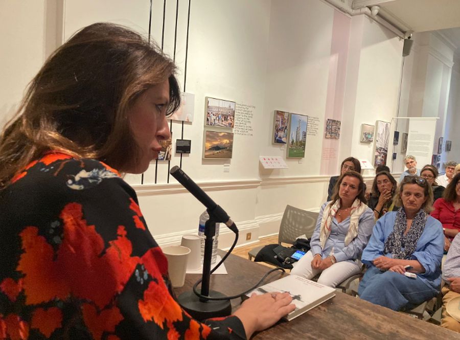 The Italian Library, a Londra ripartono gli incontri con Cristina Marconi