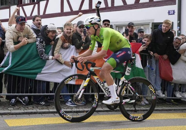 Mondiali di ciclismo: Pogacar immenso, gli altri…