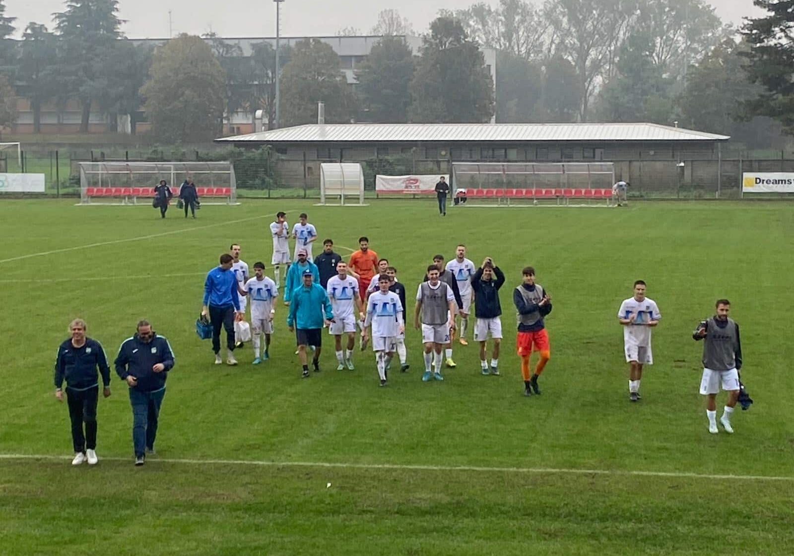 Calcio. Serie D. Il Magenta risorge sotto il diluvio